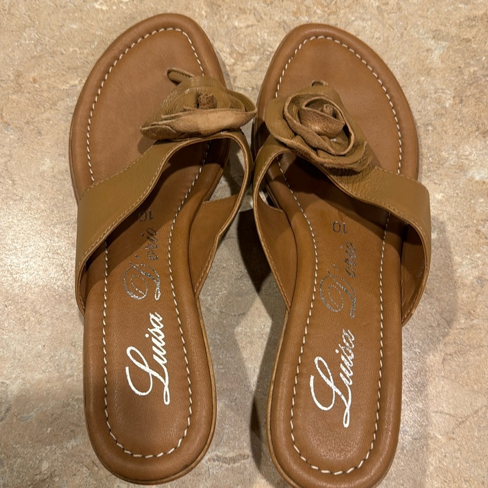 Luisa D’orio size 10 sandals